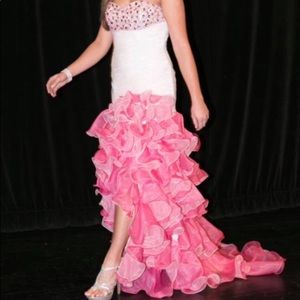 Prom gown